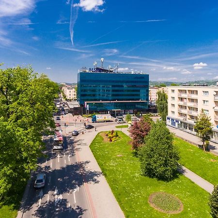 Hotel Beskid Nowy Sącz Dış mekan fotoğraf